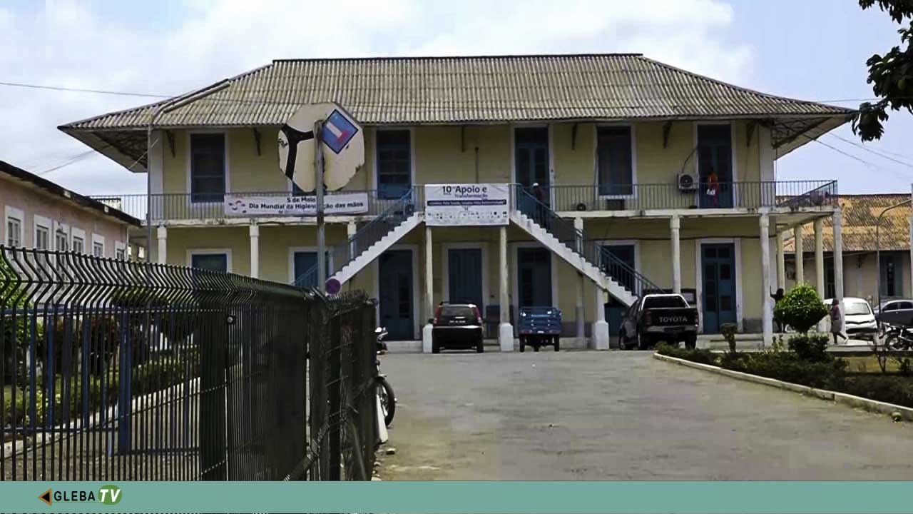 Trabalhadores da cozinha do Hospital Central mantêm greve e exigem aumento salarial acordado com o Governo