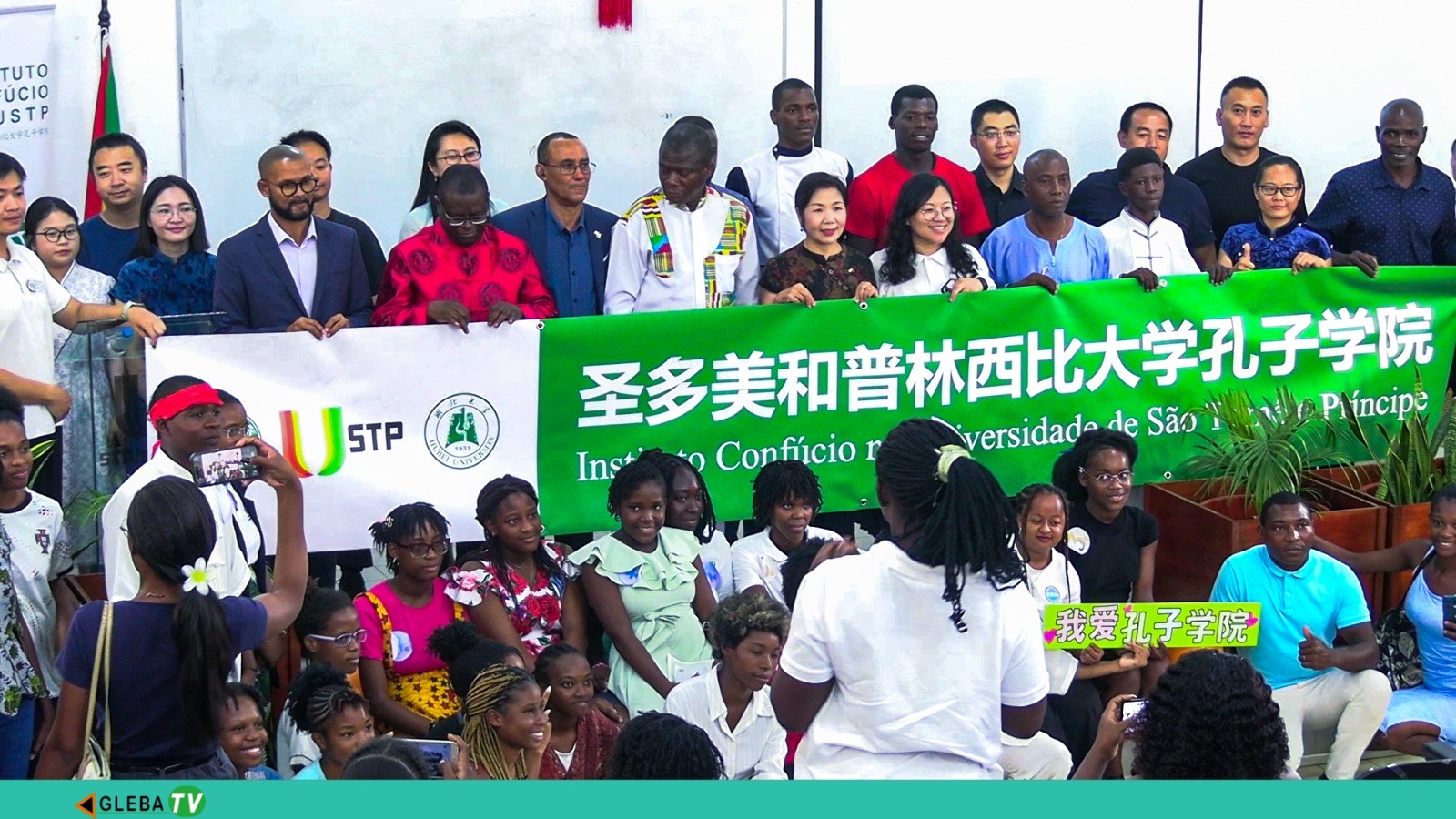 São-tomenses brilham em concurso de mandarim e podem representar o país na China